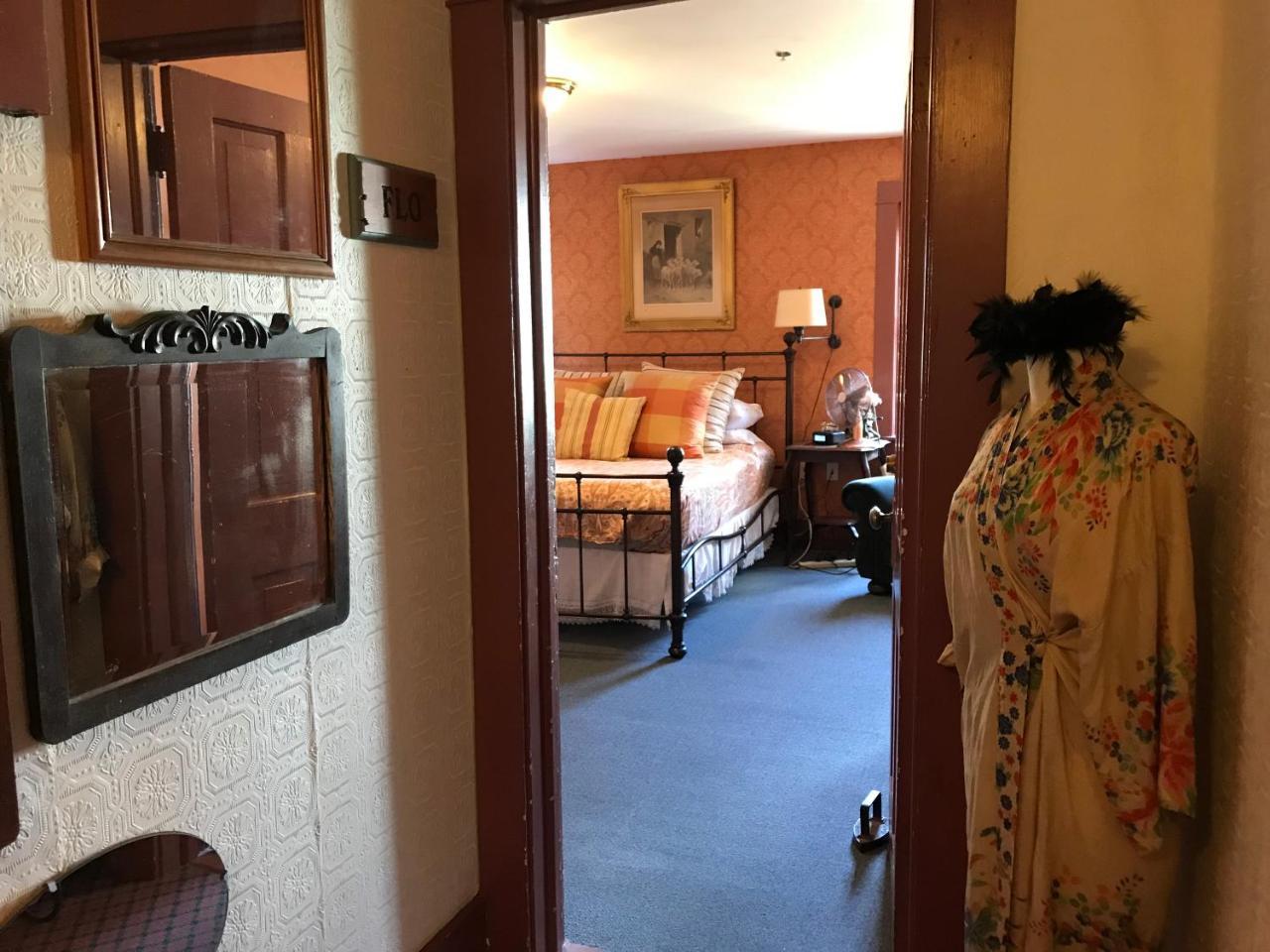 Historic Skagway Inn Экстерьер фото